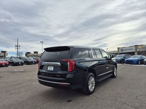 Used 2023 GMC Yukon XL SLT image 5