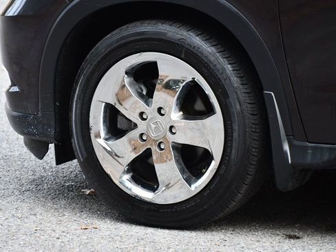 Used 2018 Honda HR-V LX image 19