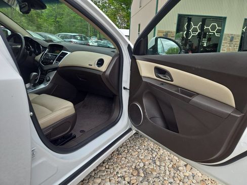 Used 2012 Chevrolet Cruze LTZ FWD image 21