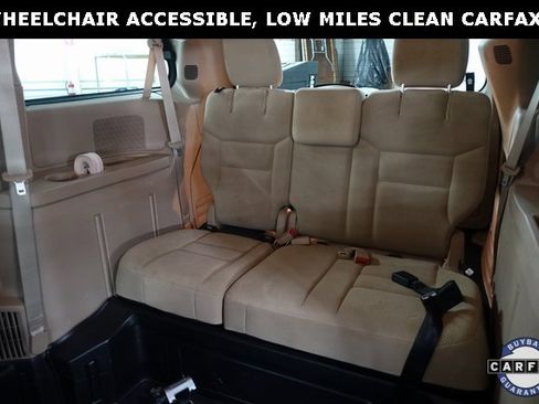 Used 2015 Dodge Grand Caravan SXT w/ UConnect Hands-Free Group image 19