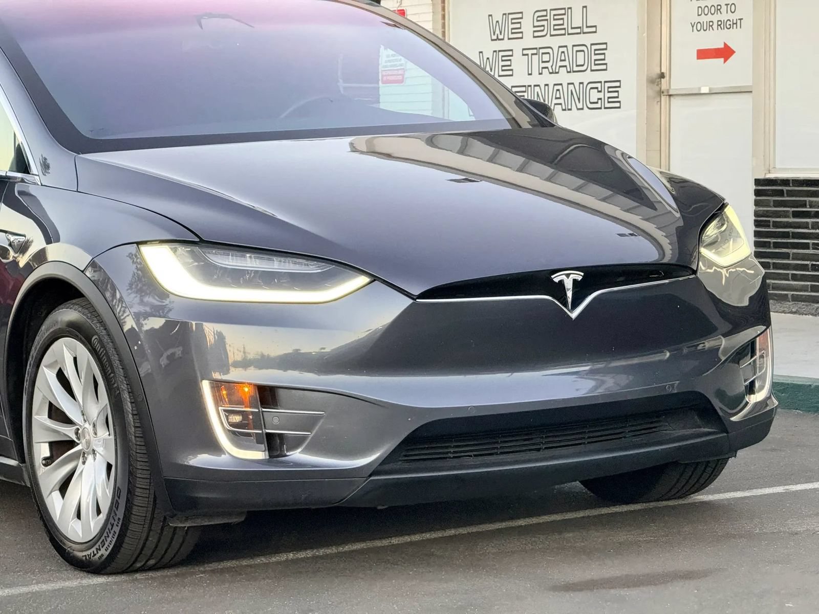 Used 2019 Tesla Model X 75D AWD/4WD image 7