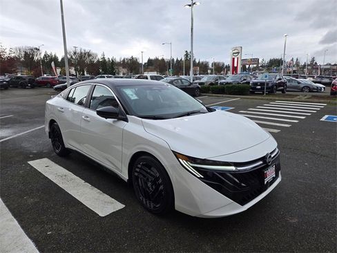 New 2026 Nissan Sentra SR image 3