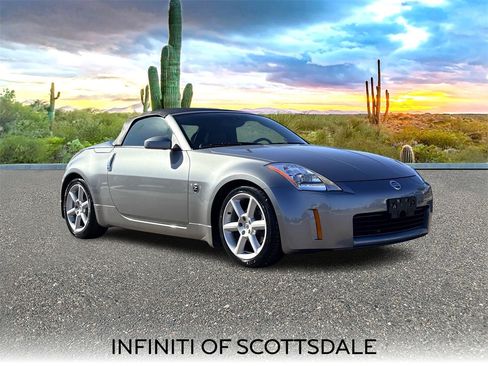 Used 2004 Nissan 350Z Touring image 1