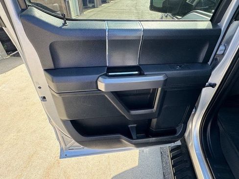 Used 2019 Ford F150 XLT w/ Equipment Group 302A Luxury AWD/4WD image 26