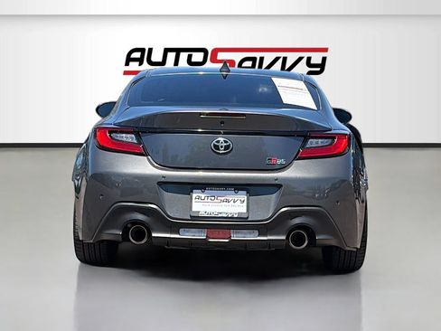 Used 2023 Toyota GR86 RWD image 6
