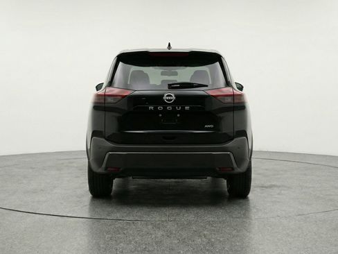 Used 2025 Nissan Rogue SV image 7