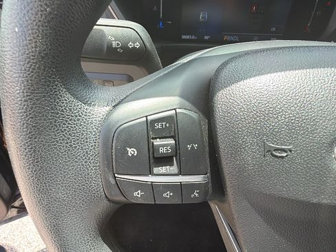Used 2025 Ford Escape Active AWD/4WD image 26