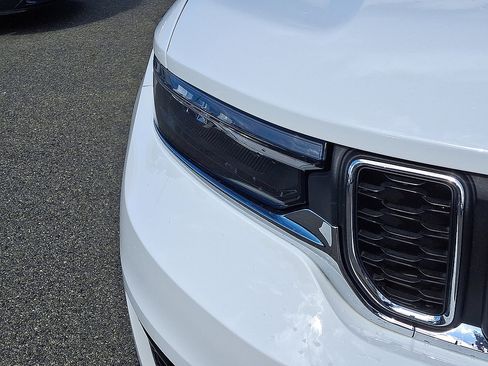 Certified 2025 Jeep Grand Cherokee L Laredo w/ Luxury Tech Group I AWD/4WD image 20