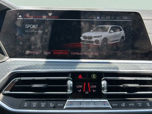 Used 2022 BMW X5 M50i w/ Executive Package AWD/4WD image 24