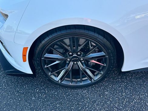 Certified 2023 Chevrolet Camaro ZL1 image 31