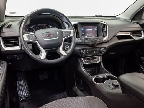 Used 2024 GMC Terrain SLE FWD image 7