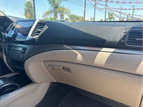 Used 2016 Honda Pilot EX image 22