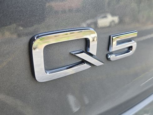 Used 2023 Audi Q5 2.0T Premium Plus w/ Premium Plus Package AWD/4WD image 38