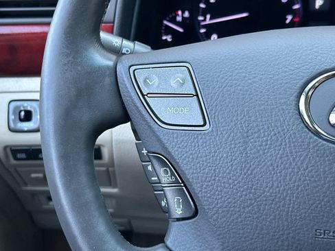 Used 2010 Lexus LS 460 L image 26