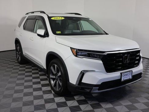 Used 2023 Honda Pilot Elite image 1