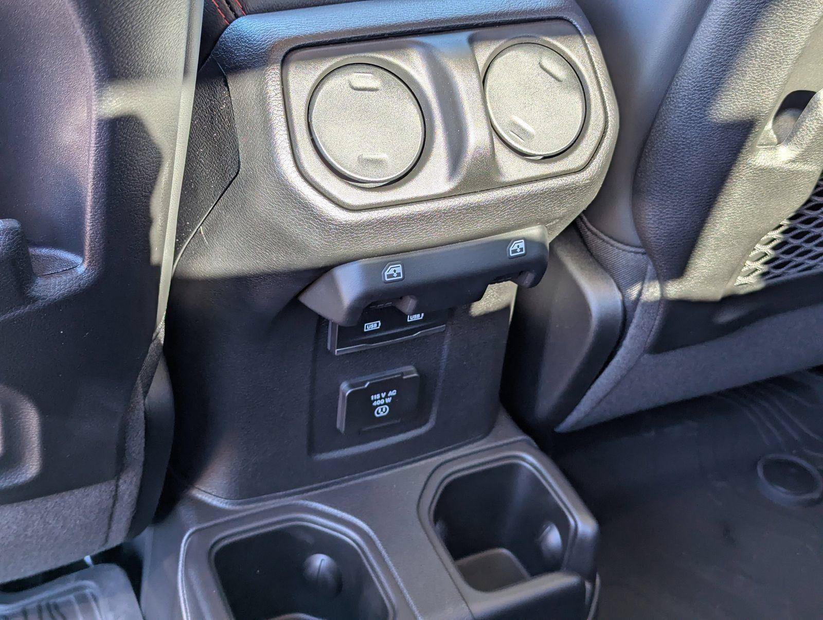 New 2026 Jeep Gladiator Rubicon w/ Safety Group AWD/4WD image 16