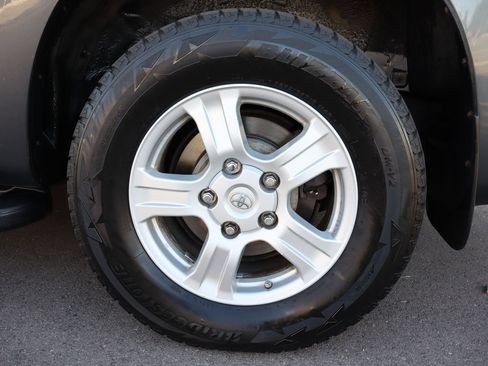 Used 2012 Toyota Sequoia SR5 w/ Premium Pkg AWD/4WD image 44