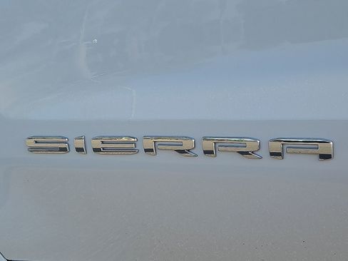 Used 2024 GMC Sierra 1500 Pro w/ Graphite Edition AWD/4WD image 9