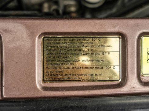 Used 1988 Porsche 911 Carrera RWD image 27