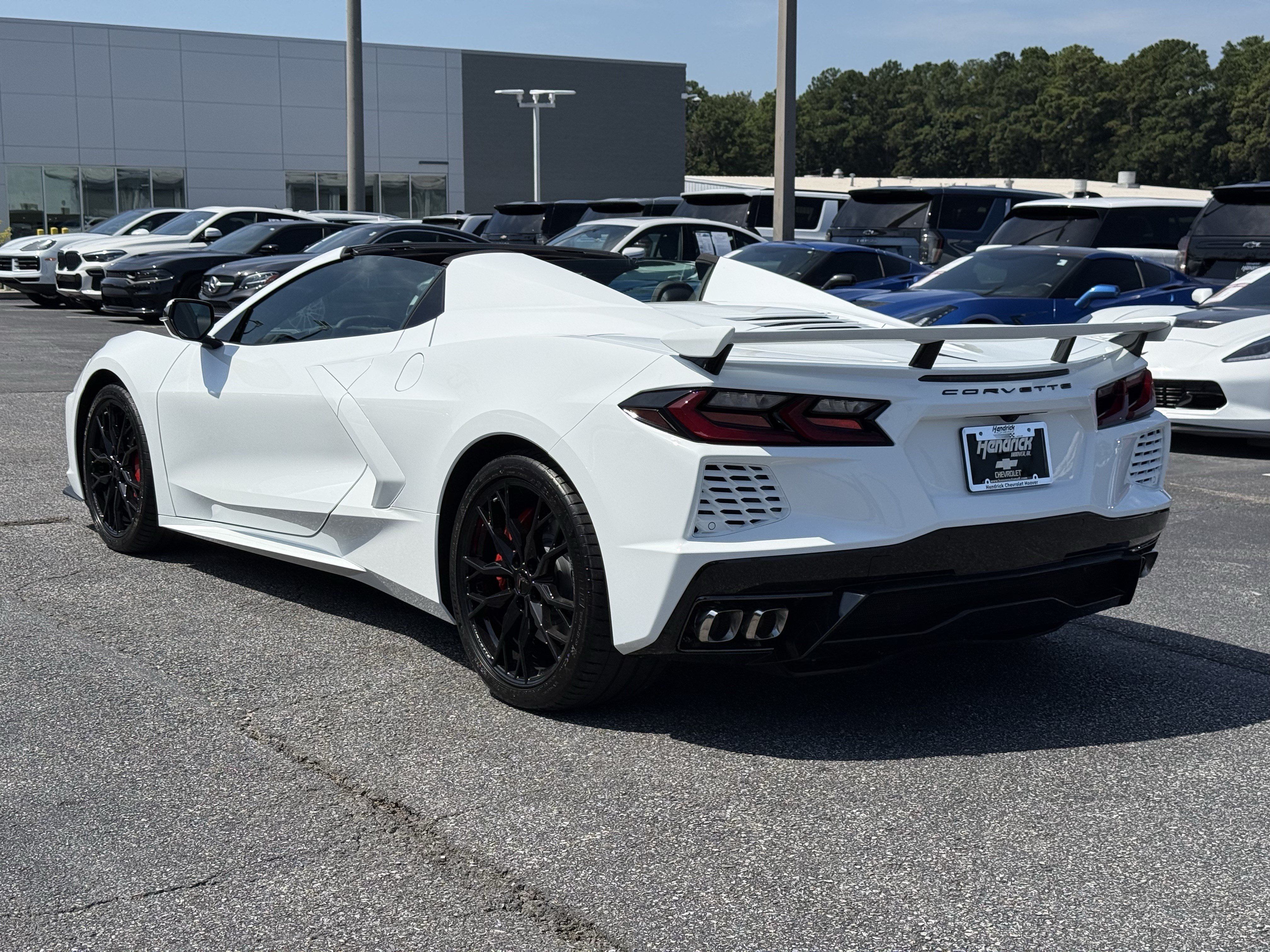 Used 2026 Chevrolet Corvette Stingray Convertible w/ Z51 Performance Package RWD image 11