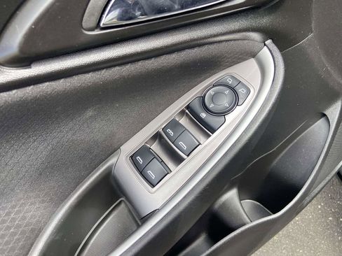 Used 2025 Chevrolet Malibu LT FWD image 18