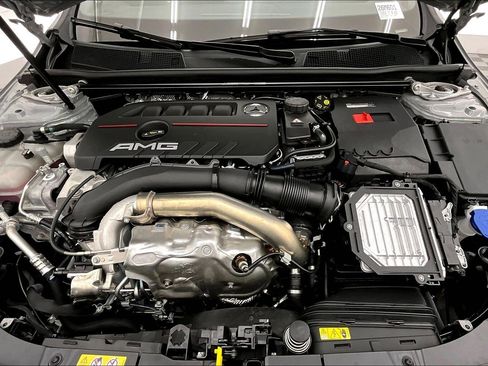 New 2026 Mercedes-Benz CLA 35 AMG 4MATIC image 9