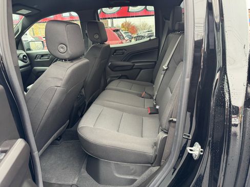 Used 2024 Chevrolet Colorado Trail Boss image 9