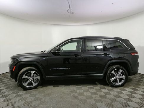 Used 2022 Jeep Grand Cherokee Limited 4xe image 6