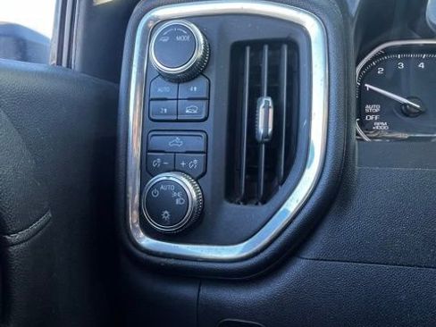 Used 2021 GMC Sierra 1500 SLE image 12