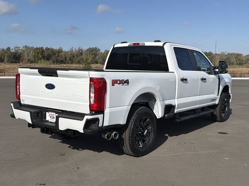 New 2026 Ford F250 XL w/ STX Appearance Package AWD/4WD image 4