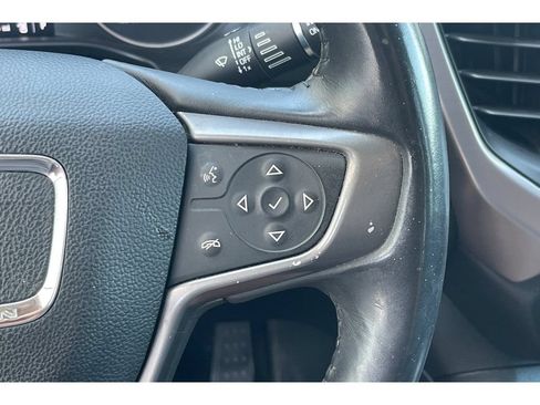 Used 2017 GMC Acadia SLE w/ Driver Alert Package I AWD/4WD image 37