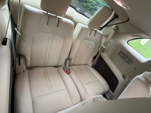Used 2019 Lincoln MKT AWD image 59