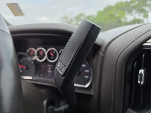 Used 2022 Chevrolet Silverado 1500 RST AWD/4WD image 29