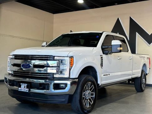 Used 2019 Ford F350 Lariat AWD/4WD image 1