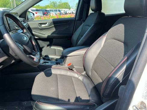 Used 2024 Ford Escape ST-Line w/ Tech Pack #1 AWD/4WD image 21