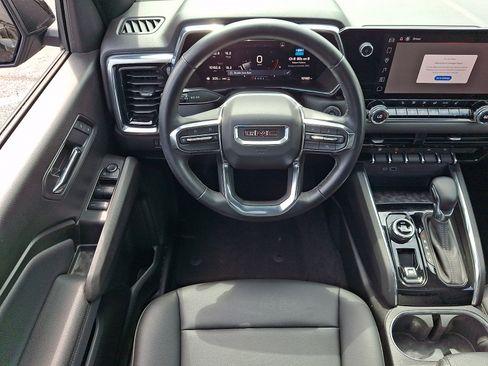 Certified 2025 GMC Canyon Elevation w/ Convenience Package AWD/4WD image 11