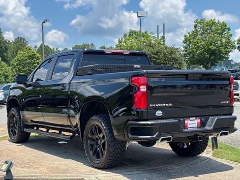 Used 2025 Chevrolet Silverado 1500 RST w/ Convenience Package II AWD/4WD image 5