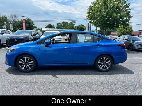 Used 2023 Nissan Versa SV FWD image 9
