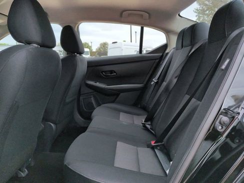 Used 2025 Nissan Sentra SV image 14