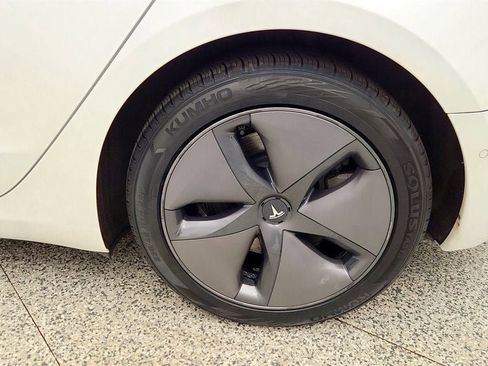 Used 2020 Tesla Model 3 Long Range image 9