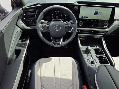 Used 2026 Lexus TX 500h AWD w/ Technology Package image 13