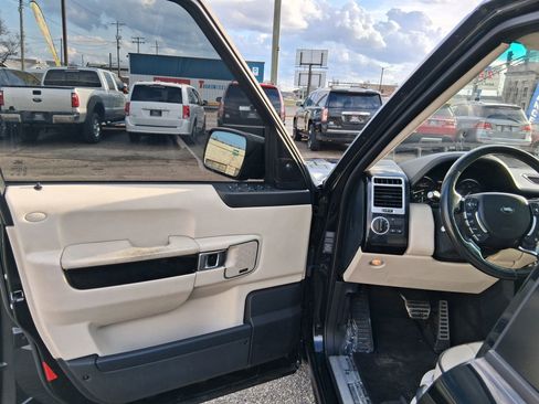 Used 2011 Land Rover Range Rover Supercharged image 12