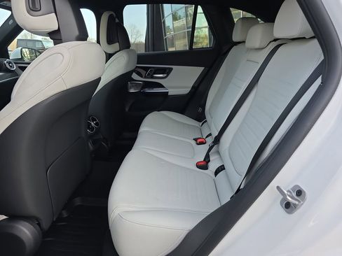New 2026 Mercedes-Benz GLC 300 4MATIC image 14