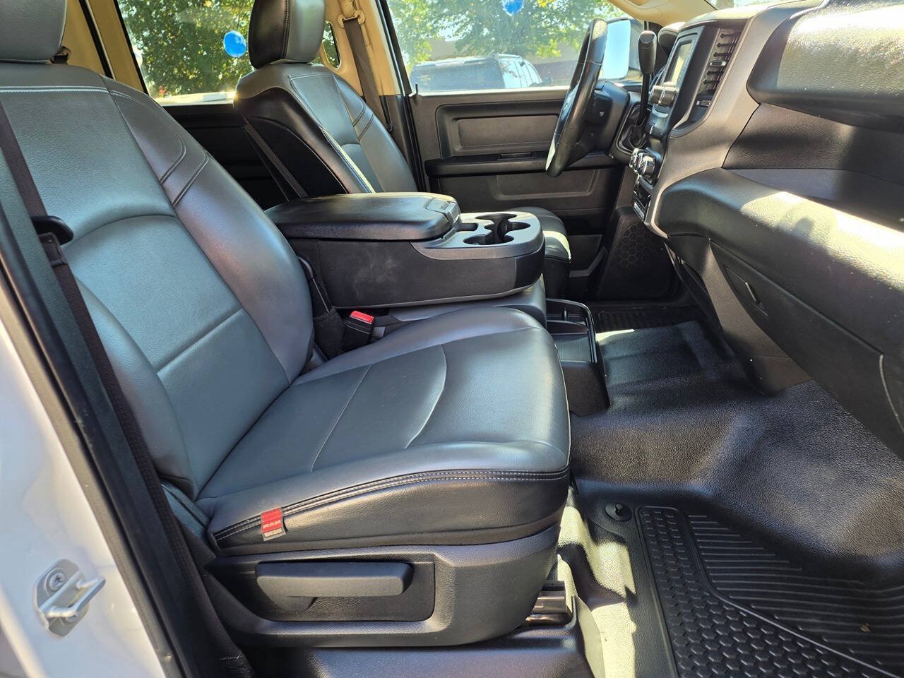 Used 2019 RAM 3500 Tradesman w/ Chrome Appearance Group AWD/4WD image 24