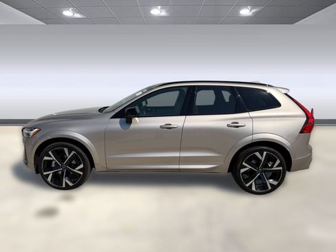 Certified 2026 Volvo XC60 B5 Ultra w/ Climate Package AWD/4WD image 2