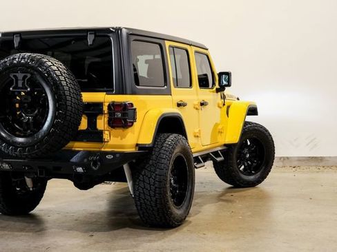 Used 2019 Jeep Wrangler Unlimited Rubicon w/ LED Lighting Group image 37