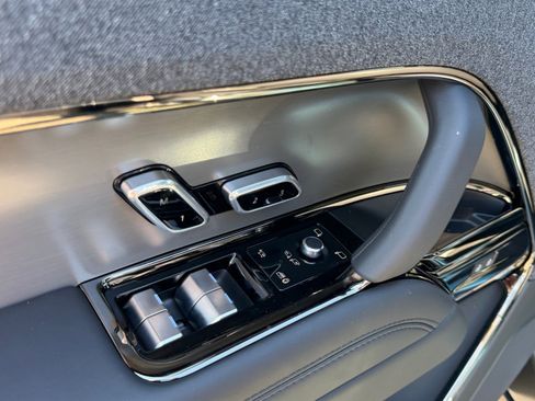 New 2026 Land Rover Range Rover Sport SE AWD/4WD image 13