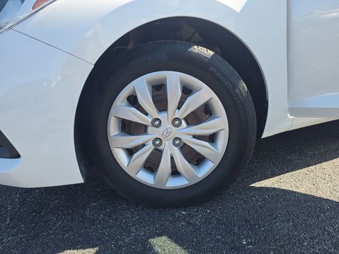 Used 2022 Hyundai Accent SE FWD image 26