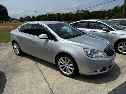 Used 2014 Buick Verano FWD image 5