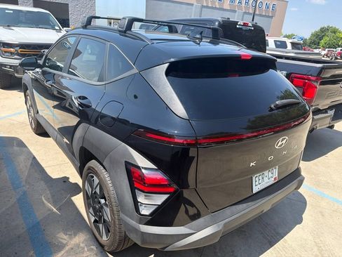 Used 2024 Hyundai Kona SEL w/ Convenience Package AWD/4WD image 5